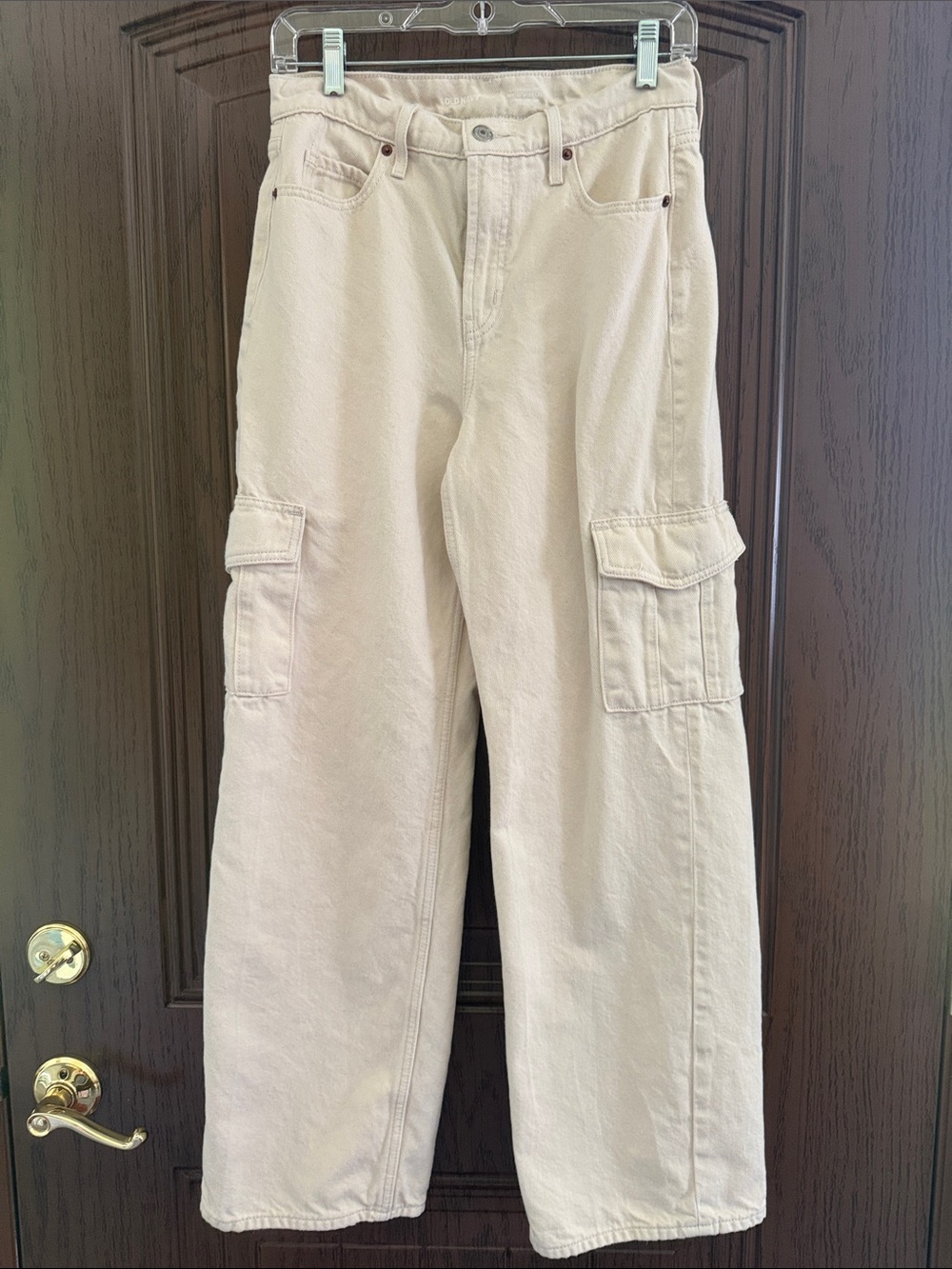 Old Navy Cream Wide-Leg Cargo Jeans